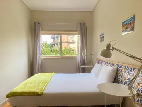 Convenient 3-Bedroom Apartments next to Bom Sucesso