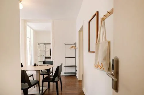 Cosme Apartments by Olala Homes