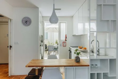 Cozy 1-Bedroom with Private Terrace in Palmela