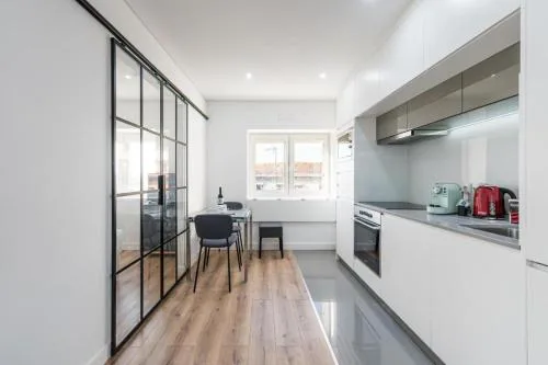 Cozy Studio-Fast Wi-Fi-Near Campanhã Station & River