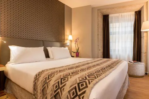Dorma Almada Porto