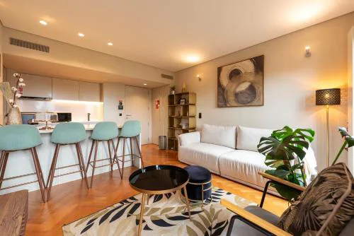 Elegant Duplex Apt in Downtown by Lisbeyond