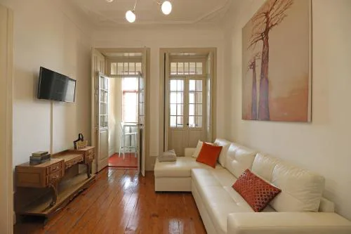 FLH Porto Classic Apartment with Parking