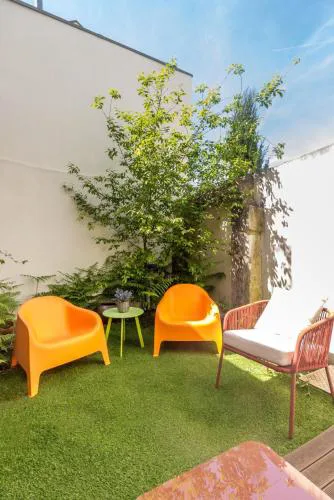 Guest H4U - Bonjardim Garden City Center