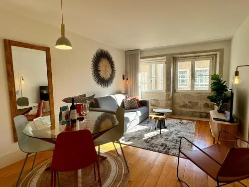 Historical Downtown Retreat Duplex by LovelyStay