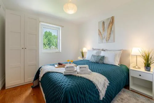 Host Wise - Classy Amazing Flats