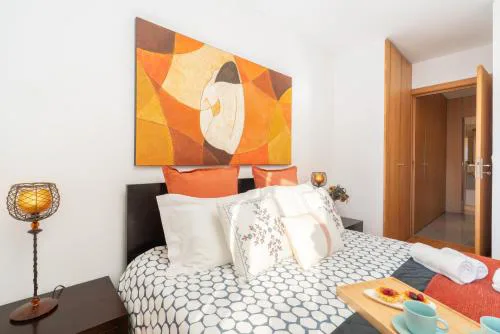 Host Wise - Comfy Charming Flat w Netflix - Ace Location