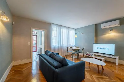 Intimate Apartment Downtown With Terrace - D