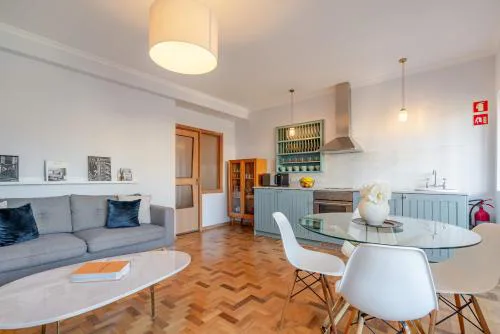Light-Filled Cedofeita Apt by HostWise