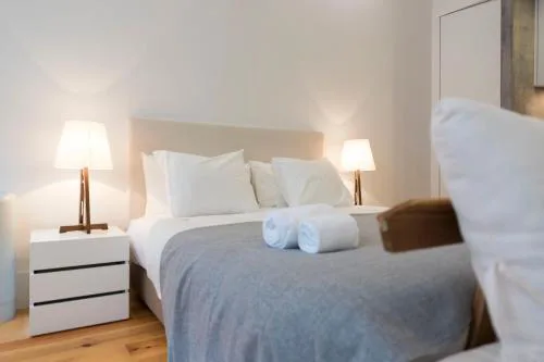 LovelyStay - Rico's Apartment - Almada 1ºF