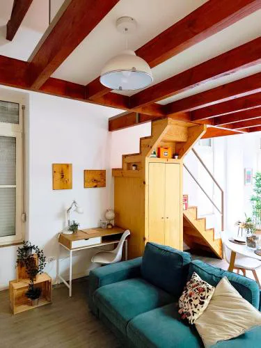 Mezzanine with courtyard in Porto n 29