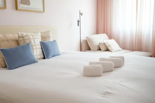 Modern Camões Flat, In the Heart of Porto