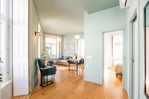 Mouzinho Darling 1BR w/ AC in City Center by LovelyStay