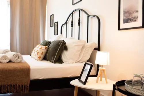 Oporto Trindade Residence