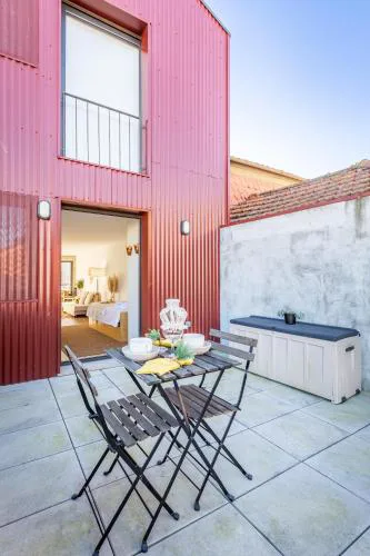 Riva House