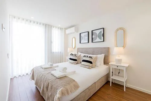 Santos Pousada 1071 by LovelyStay