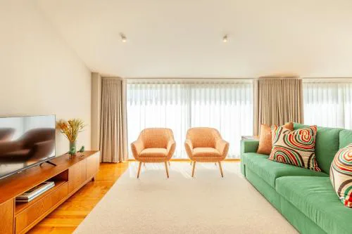 Savvy Signature Apartments