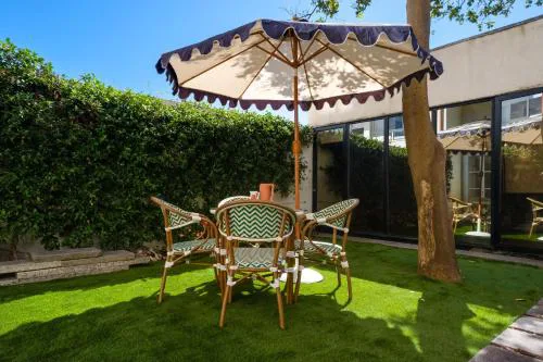 Secret Garden House Downtown Oporto with AC