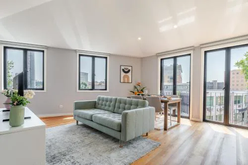 Stylish & Bright Apartment by HostWise