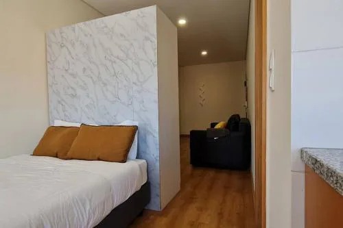 Tomás FLAT 4F