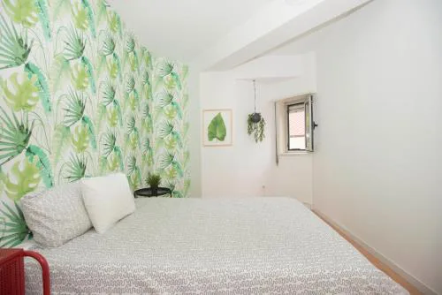 Travel & Live Marques