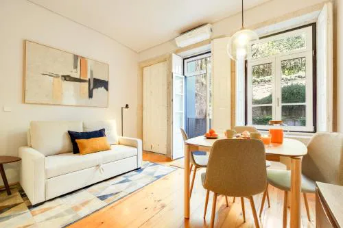 WHome Unbeatable Location Porto Old Town Apartment