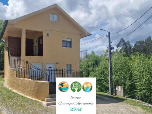 Carbonças River Apartments