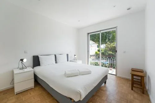 Family Flat Near Porto
