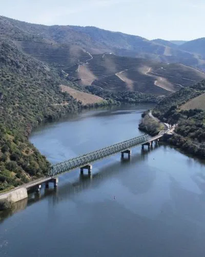 Refúgio no Douro - Paz, Conforto e Trilhos