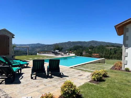 House with saltwater pool - Charming in the Douro Valley