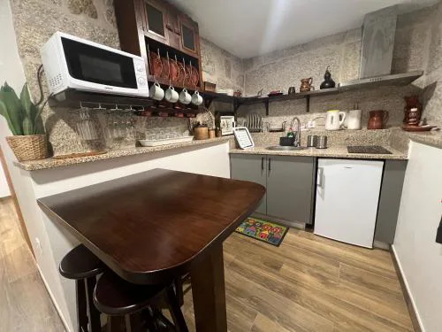 Eido de Bairros - Casa Vinha da Touça - T0
