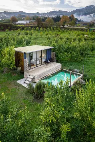 Lemon Grove Bungalow with Private Pool - Oporto Lemon Farm, near Porto