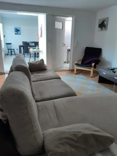 2-Bed House - Garden Parking Pets