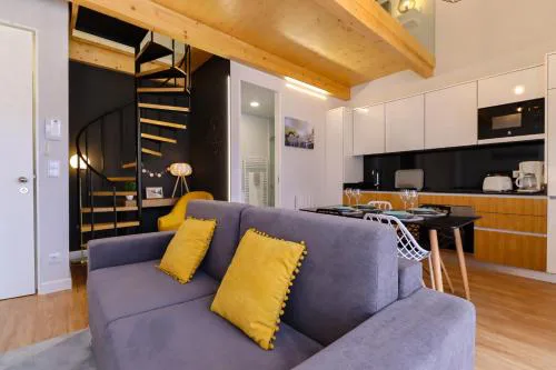 Coutinho Apartment - Modern Ap in the City Centre with Balcony