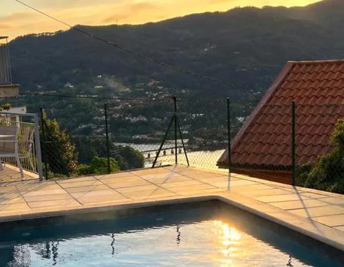 Casa da Lage - Piscina - BBQ - Vistas rio - Gerês