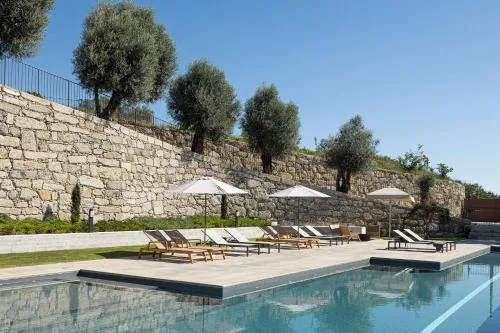 Quinta Leitão with 25m Pool & Gim by Sé Apartamentos