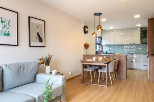 Stylish 2BR Near Beach & Metro by LovelyStay