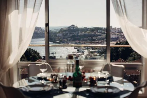 DouroHouse - Luis Bridge Porto Gaia view