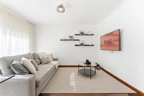 GuestReady - Charming duplex with twin terraces