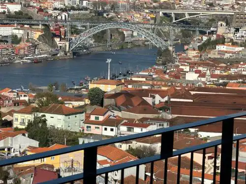 New Douro 908 with pool shared and parking