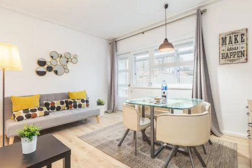 Nice Apartment with Veranda in Gaia - 3D
