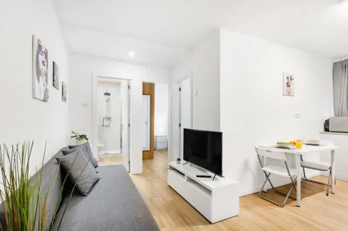 Smart Stay in Gaia | Cozy & Work-Ready