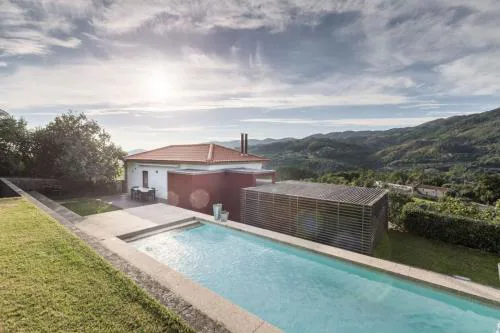 Casa de Vilar by Quantique