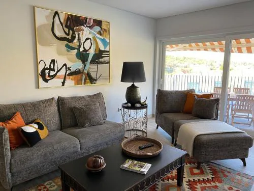 Maison Cosy et Moderne