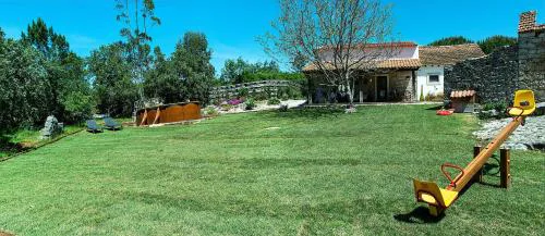 Casal das Fontainhas- Country Farmhouse with Pool