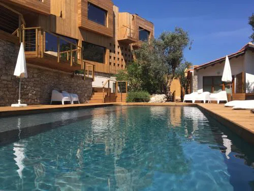 Elegant Apartment Alvados 50m² + Pool