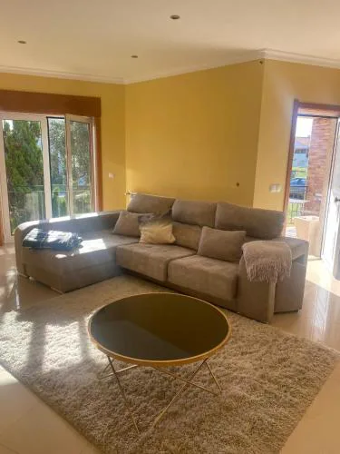 Welcoming house with terrace and garden in Barra de Mira