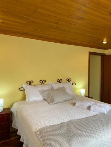Casa do Portão Azul - Dourada