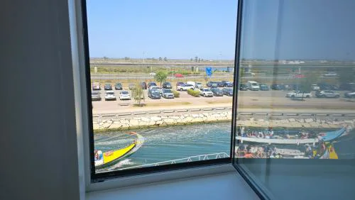 A Proa do Moliceiro Canal - Salty Lagoon VIEWS
