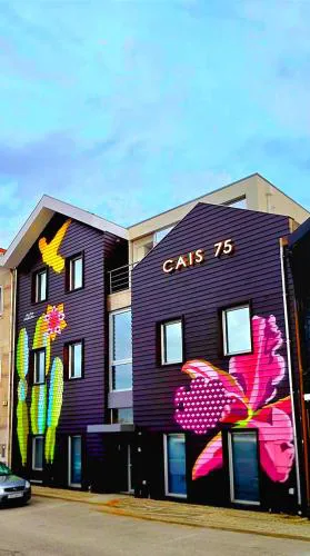 Cais 75 Studios & Suites